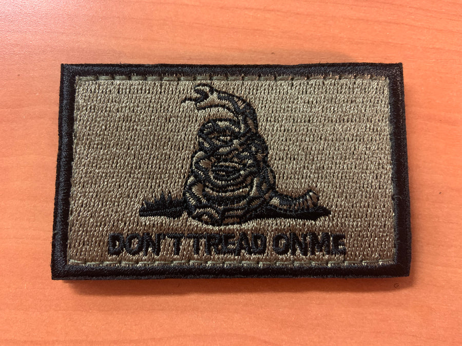 Dont Tread On Me Patch with Velcro Backing – Kind of Outdoorsy
