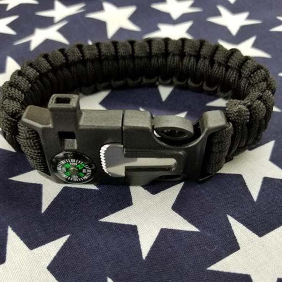 Cords of Connection: Troops Create Meaningful (and Useful) 550 Cord  Bracelets at USO Centers · United Service Organizations